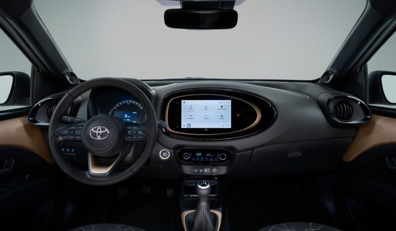 Toyota Aygo X Active pieno